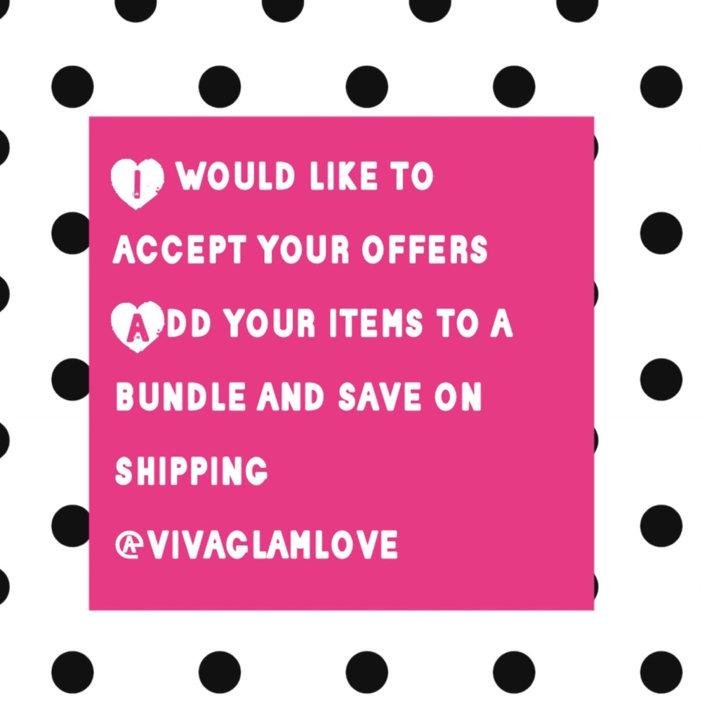 Offer in bundles, clothes and shipping